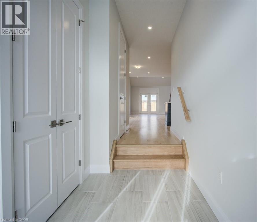 236 Applewood Street, Plattsville, Ontario  N0J 1S0 - Photo 3 - 40734799