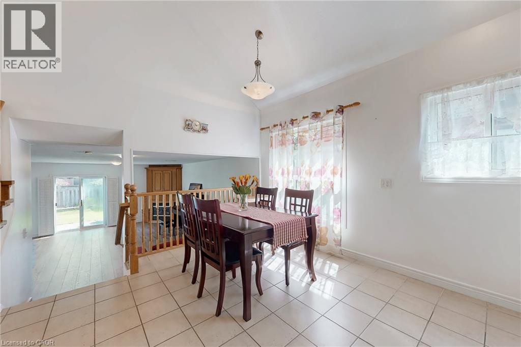 402 Woodrow Drive, Waterloo, Ontario  N2T 2T5 - Photo 9 - 40734743