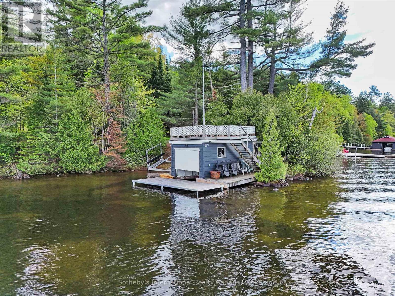 1093 Glenmount Road, Lake Of Bays, Ontario  P0B 1A0 - Photo 2 - X12179749