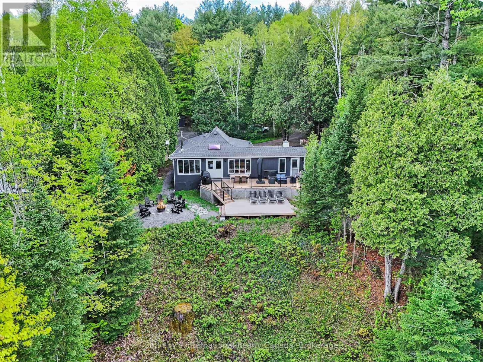 1093 Glenmount Road, Lake Of Bays, Ontario  P0B 1A0 - Photo 3 - X12179749