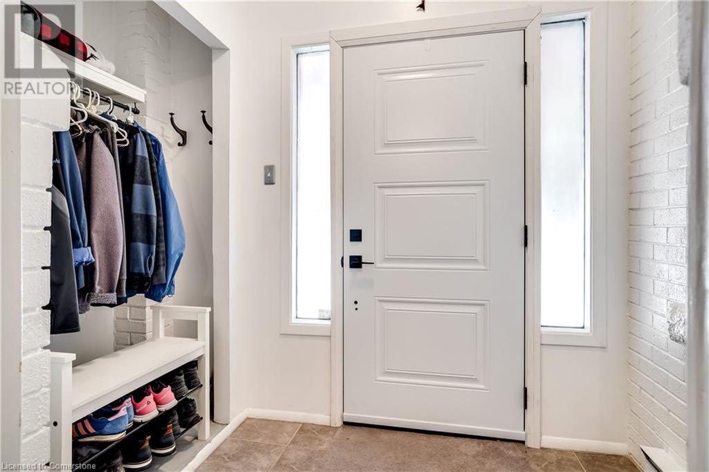 287 Graham Avenue S, Hamilton, Ontario  L8K 2M7 - Photo 3 - 40734203