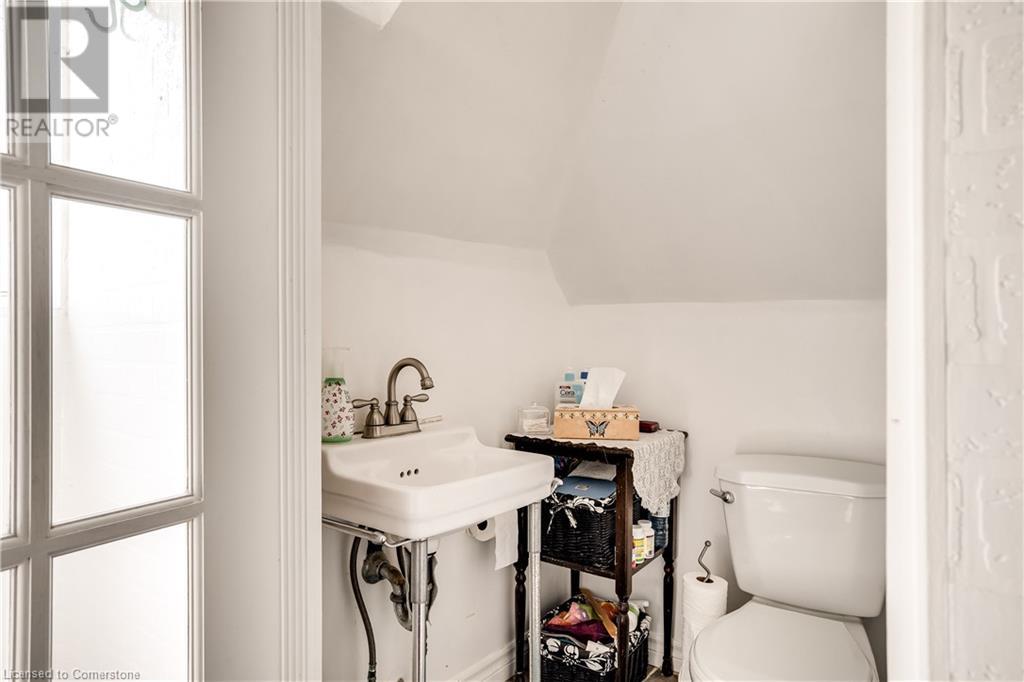 287 Graham Avenue S, Hamilton, Ontario  L8K 2M7 - Photo 38 - 40734203