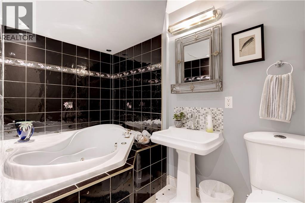 2174 Belgrave Court, Burlington, Ontario  L7P 3R5 - Photo 37 - 40733599