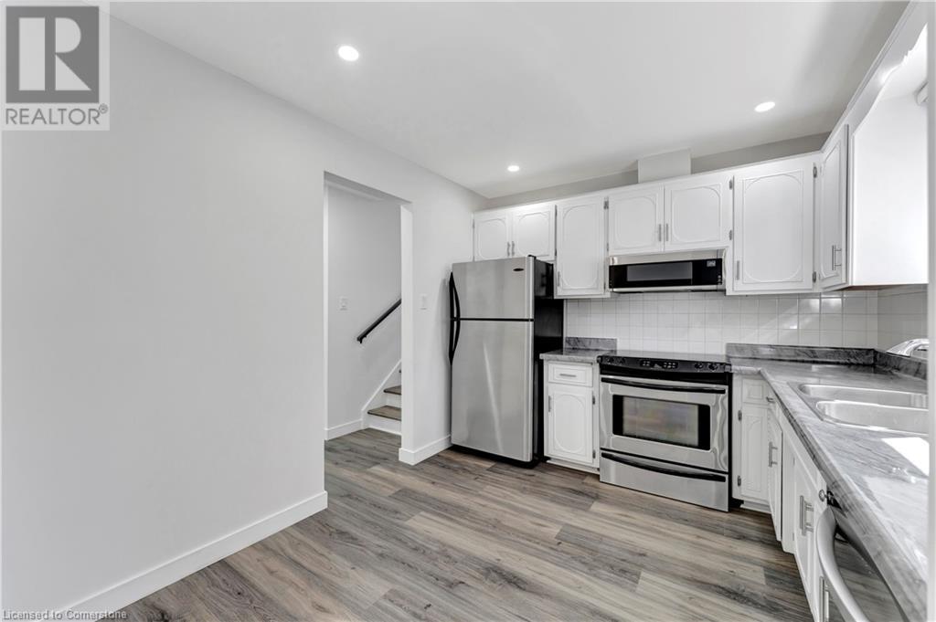 130 Shea Crescent, Kitchener, Ontario  N2E 1E8 - Photo 10 - 40735003
