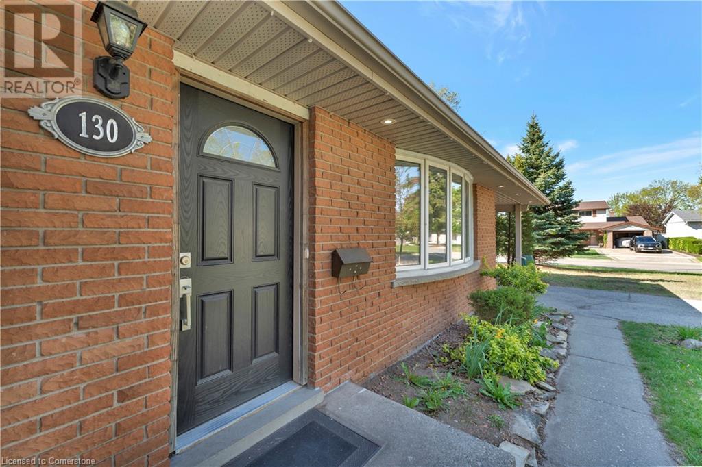 130 Shea Crescent, Kitchener, Ontario  N2E 1E8 - Photo 5 - 40735003