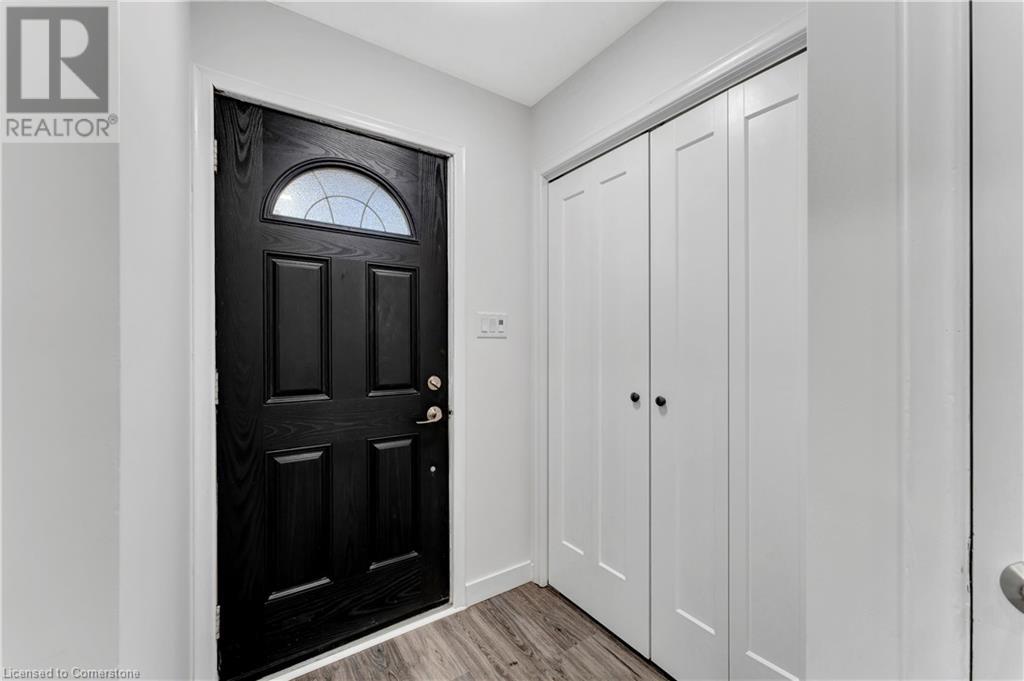 130 Shea Crescent, Kitchener, Ontario  N2E 1E8 - Photo 6 - 40735003
