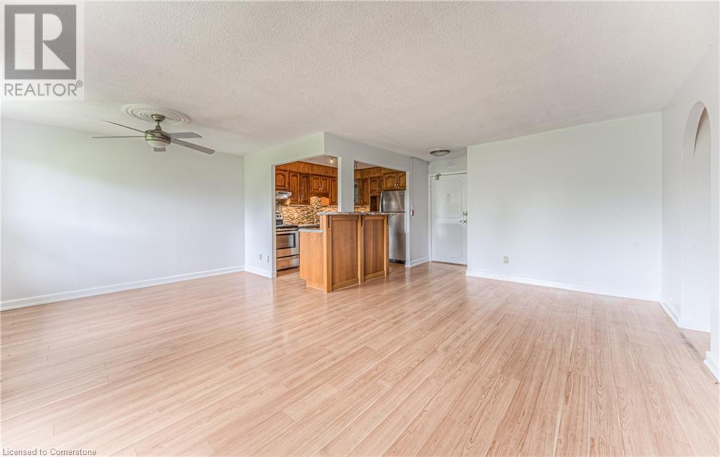 1100 E Courtland Avenue E Unit# 211, Kitchener, Ontario  N2C 2H9 - Photo 12 - 40730822
