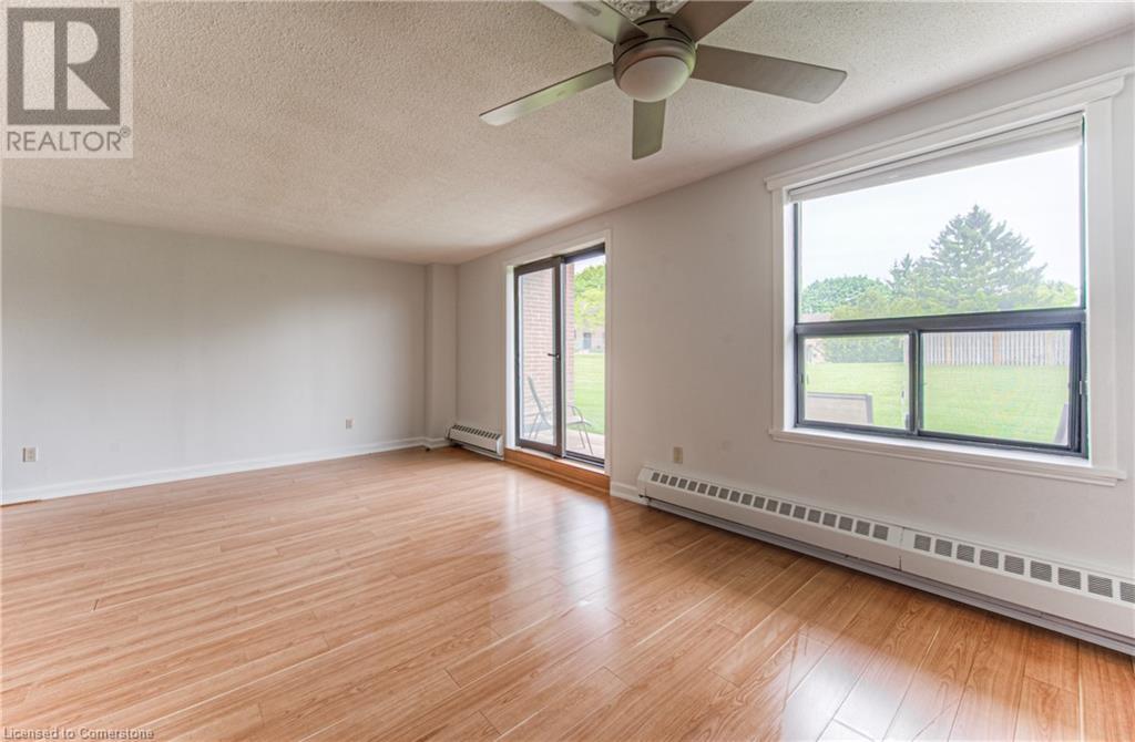 1100 E Courtland Avenue E Unit# 211, Kitchener, Ontario  N2C 2H9 - Photo 9 - 40730822