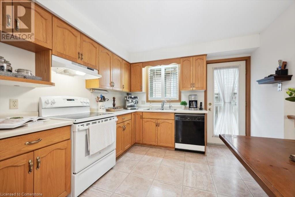 2 Cora Drive, Kitchener, Ontario  N2N 3C6 - Photo 17 - 40734965