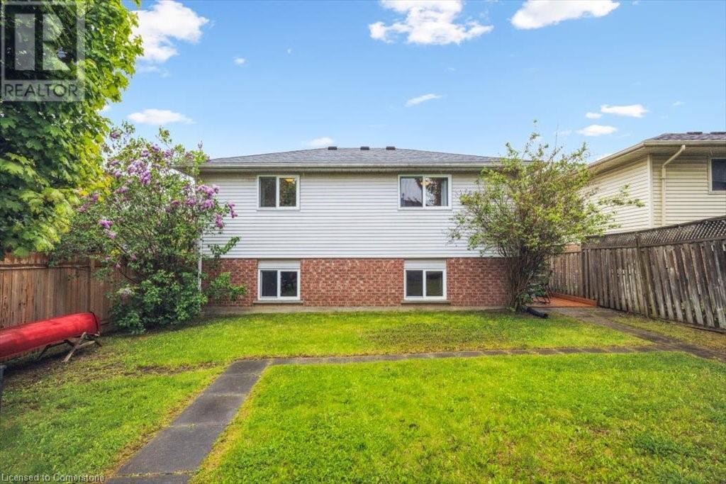 2 Cora Drive, Kitchener, Ontario  N2N 3C6 - Photo 43 - 40734965