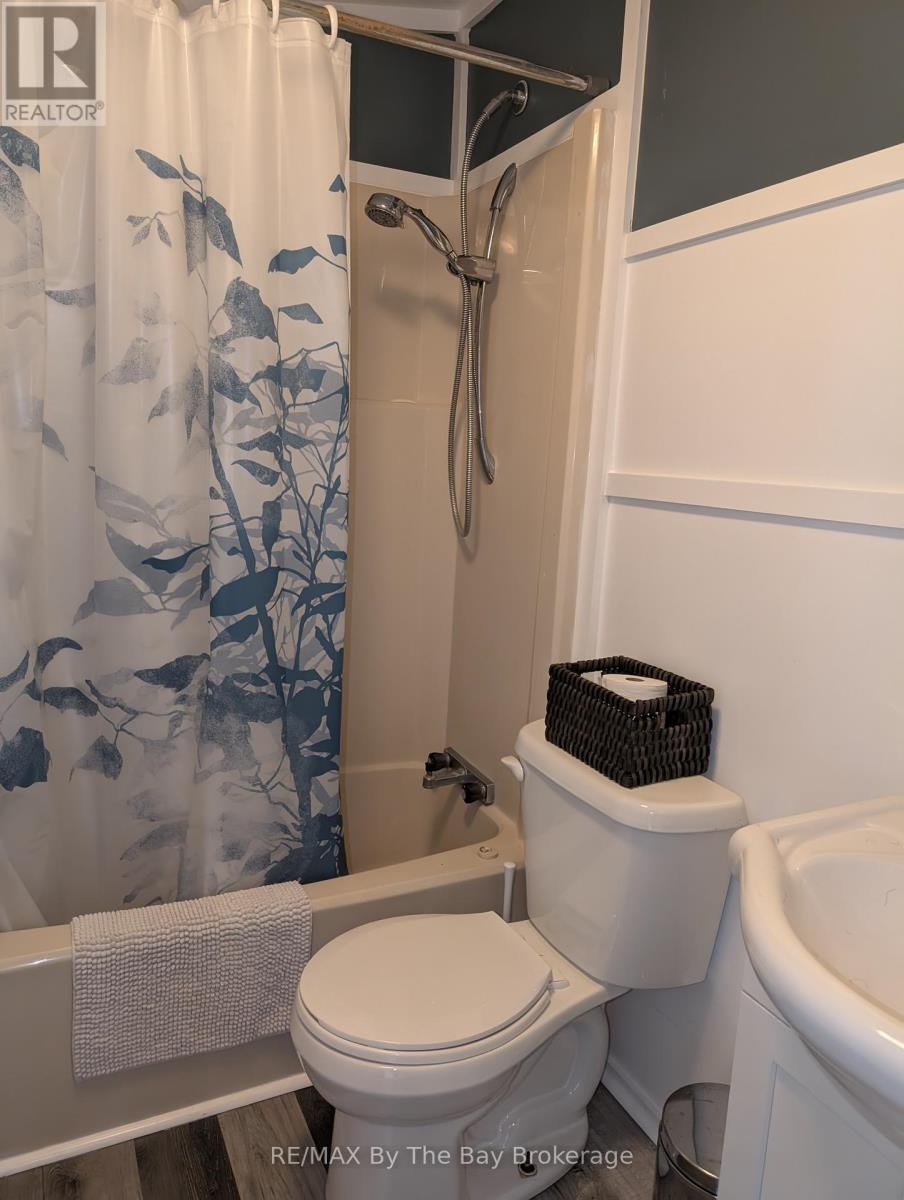 210 - 85 Theme Park Drive N, Wasaga Beach, Ontario  L9Z 1X7 - Photo 13 - S12180773