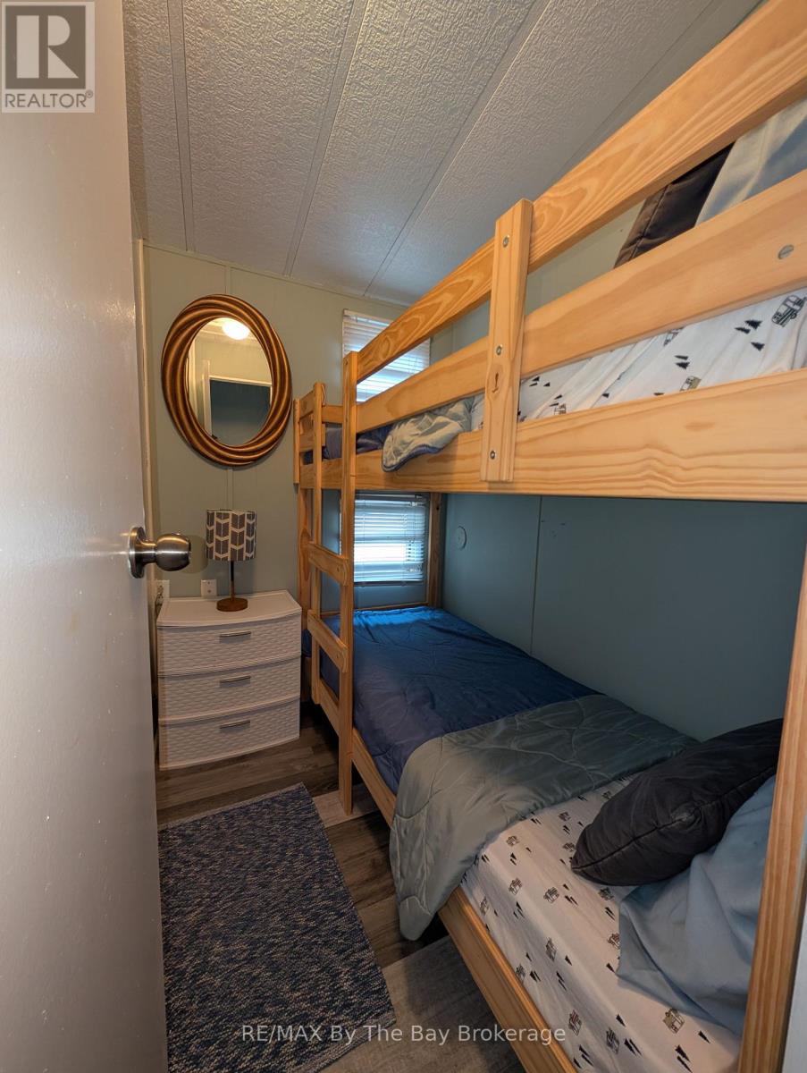 210 - 85 Theme Park Drive N, Wasaga Beach, Ontario  L9Z 1X7 - Photo 14 - S12180773