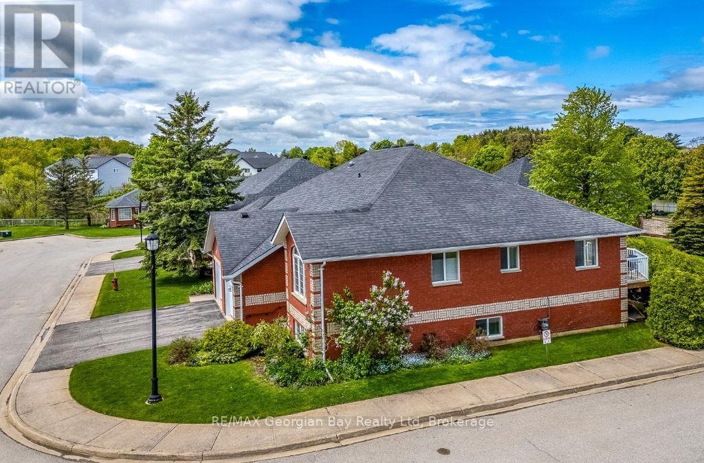 20 - 90 Thompson Road, Penetanguishene, Ontario  L9M 2H1 - Photo 3 - S12180809
