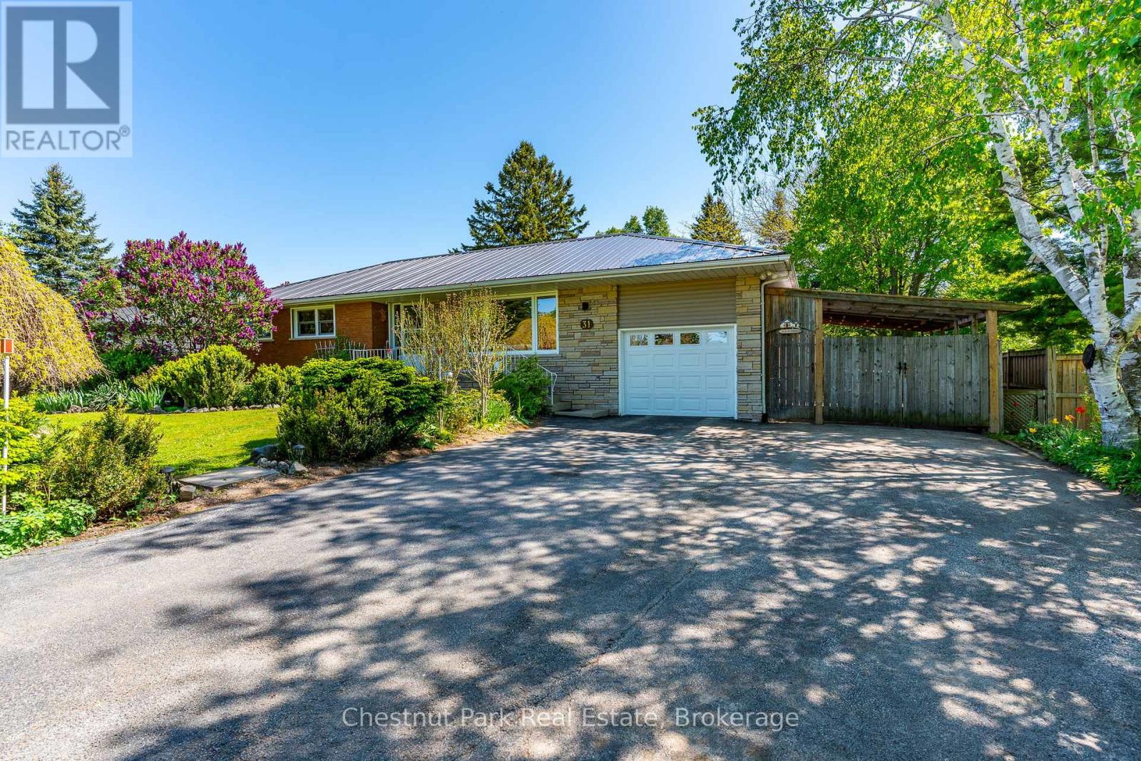 31 Saunders Street, Collingwood, Ontario  L9Y 0G3 - Photo 1 - S12180823