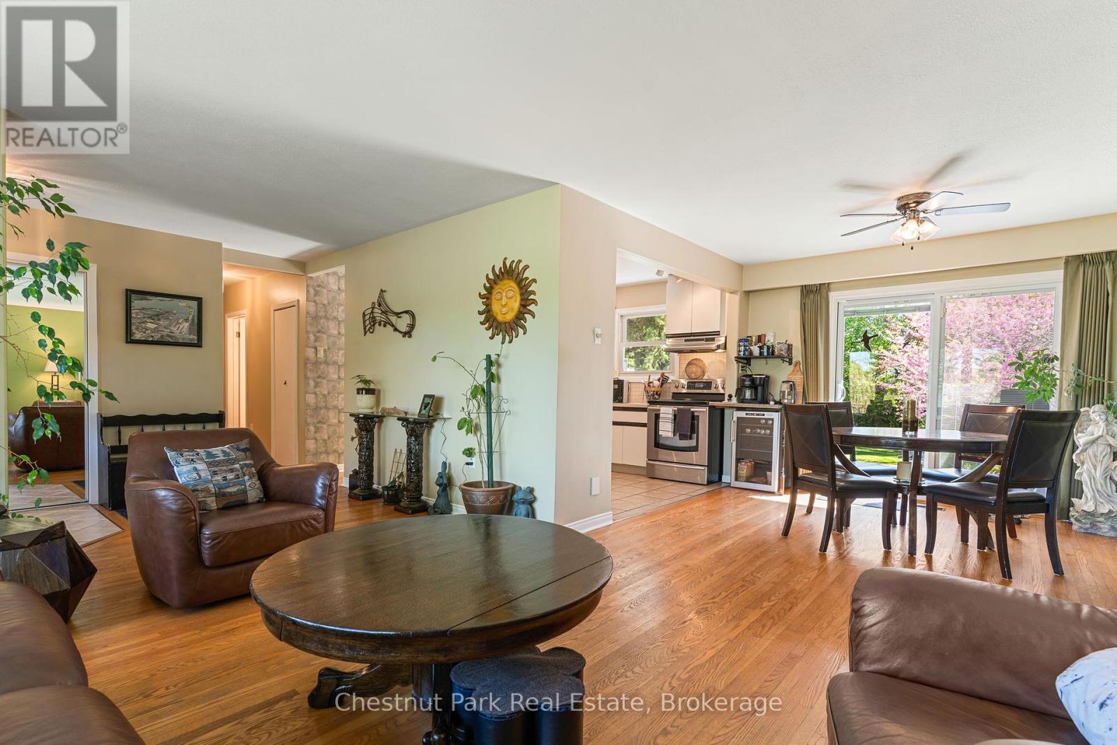 31 Saunders Street, Collingwood, Ontario  L9Y 0G3 - Photo 10 - S12180823