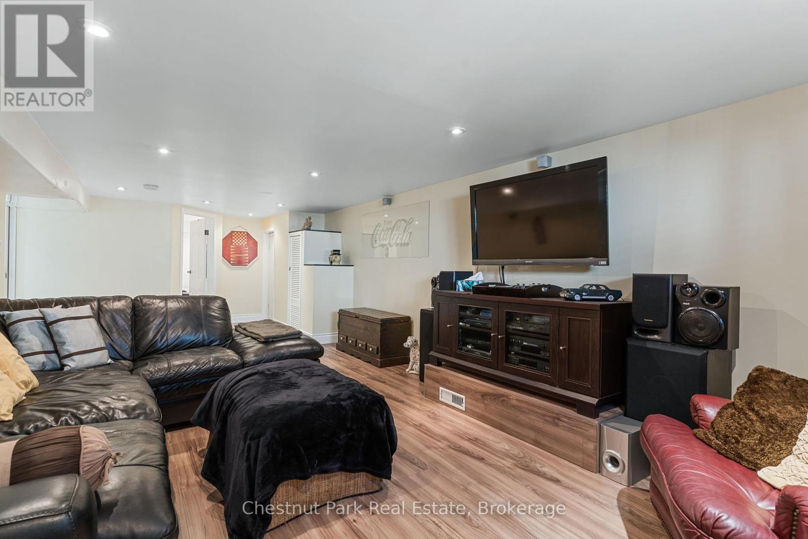 31 Saunders Street, Collingwood, Ontario  L9Y 0G3 - Photo 28 - S12180823