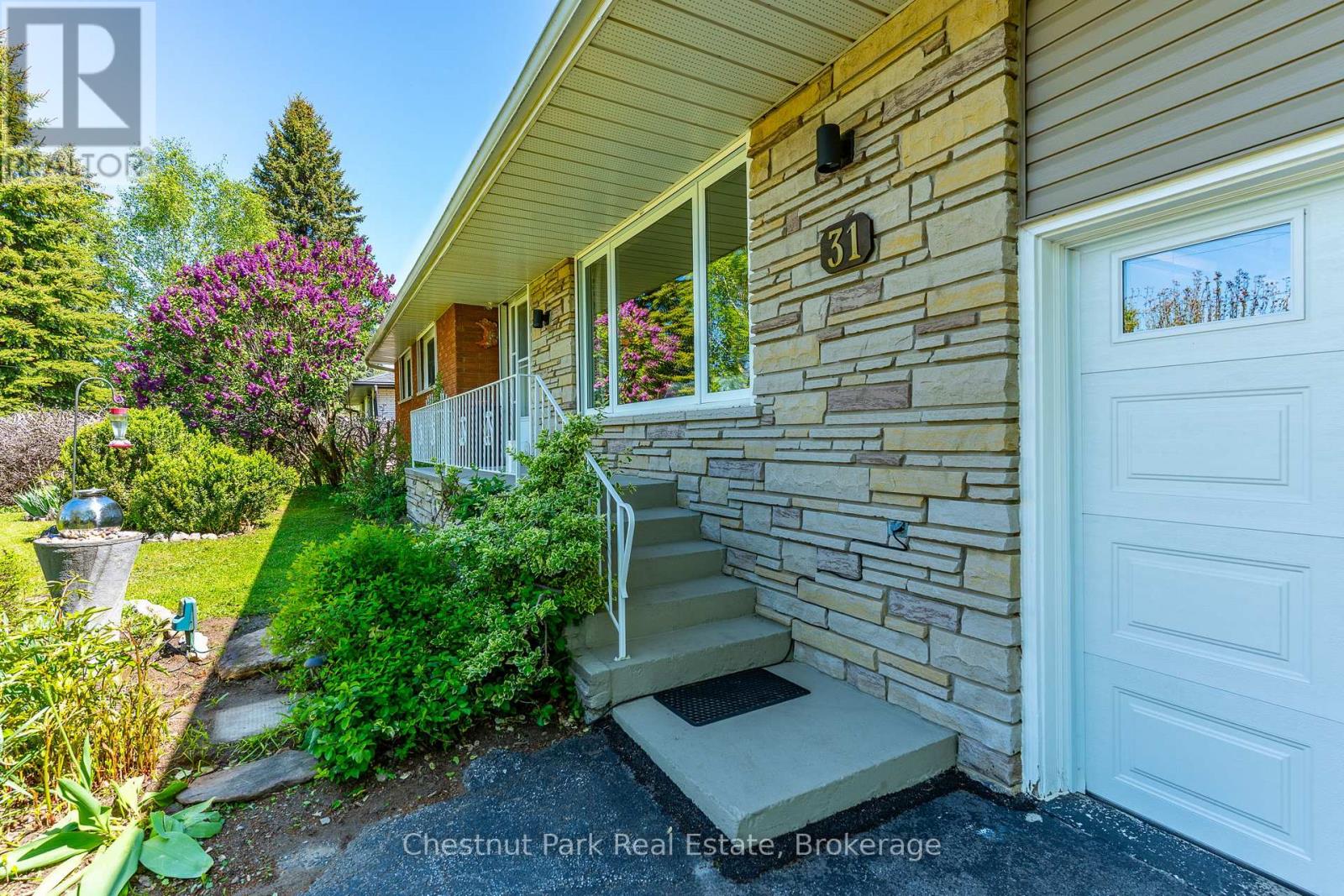 31 Saunders Street, Collingwood, Ontario  L9Y 0G3 - Photo 3 - S12180823