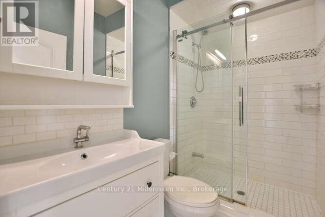68 Oriole Crescent, Wasaga Beach, Ontario  L9Z 1A9 - Photo 22 - S12180974