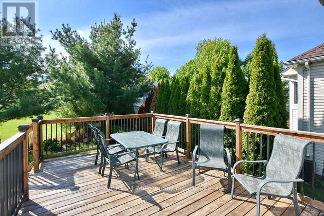 68 Oriole Crescent, Wasaga Beach, Ontario  L9Z 1A9 - Photo 43 - S12180974