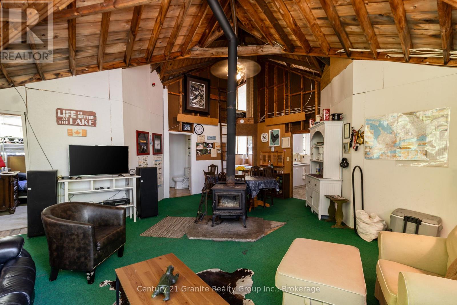 1145 Mink Road, Dysart Et Al, Ontario  K0M 1S0 - Photo 9 - X12181075