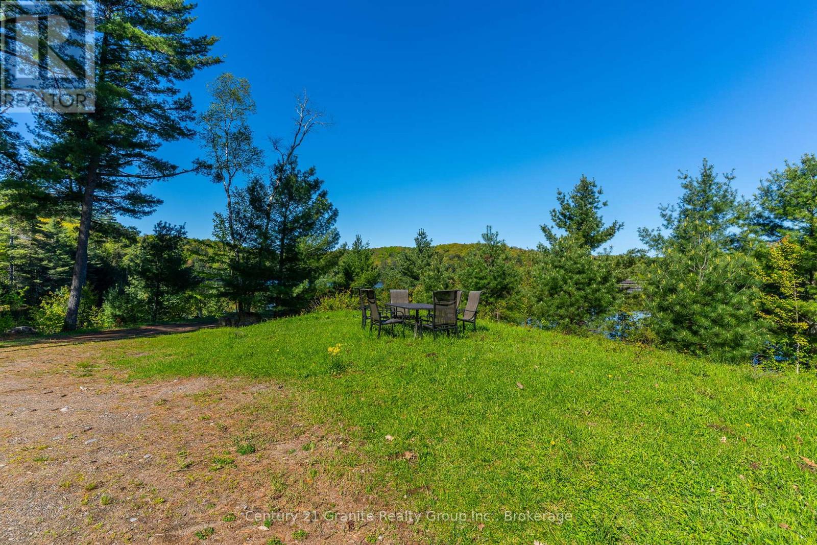 1226 Trapline Trail, Dysart Et Al, Ontario  K0M 1S0 - Photo 36 - X12181203