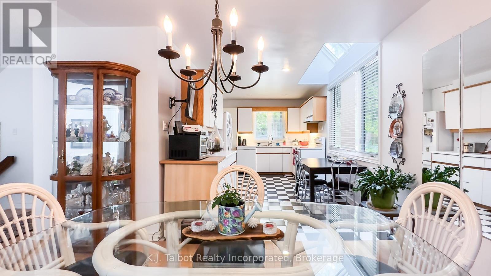 4 - 76582 Jowett's Grove Road, Bluewater, Ontario  N0M 1G0 - Photo 10 - X12181248