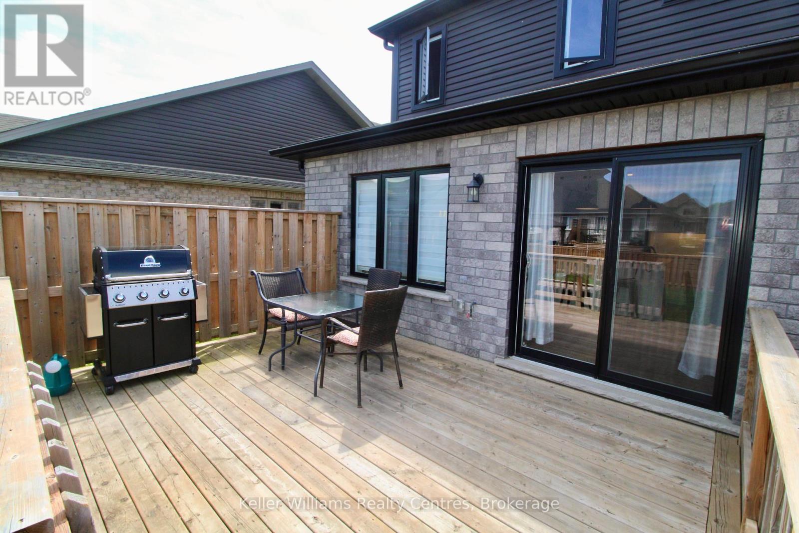 245 Eccles Avenue, West Grey, Ontario  N0G 1R0 - Photo 16 - X12181275