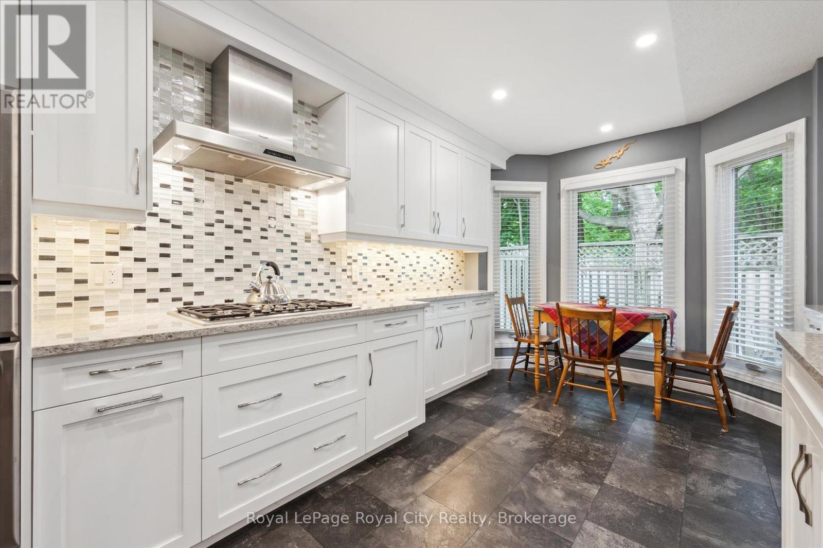 21 Marilyn Drive, Guelph, Ontario  N1H 1G9 - Photo 14 - X12181354