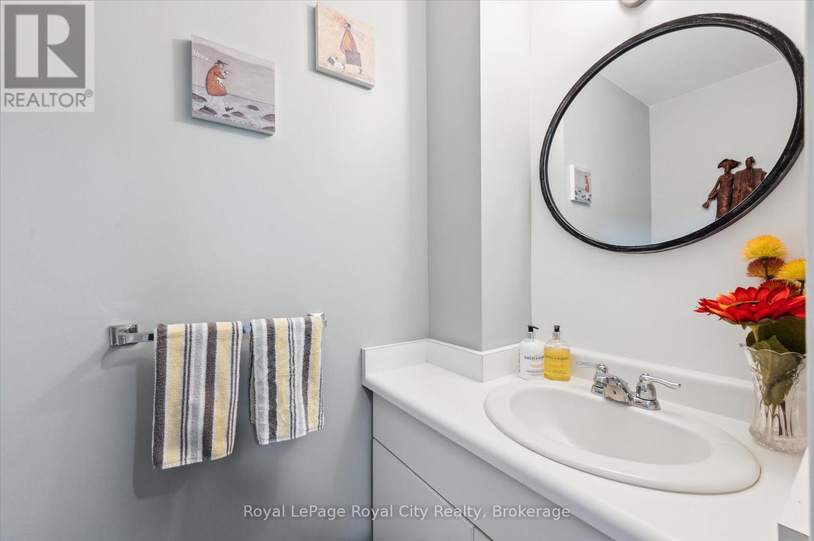 21 Marilyn Drive, Guelph, Ontario  N1H 1G9 - Photo 19 - X12181354