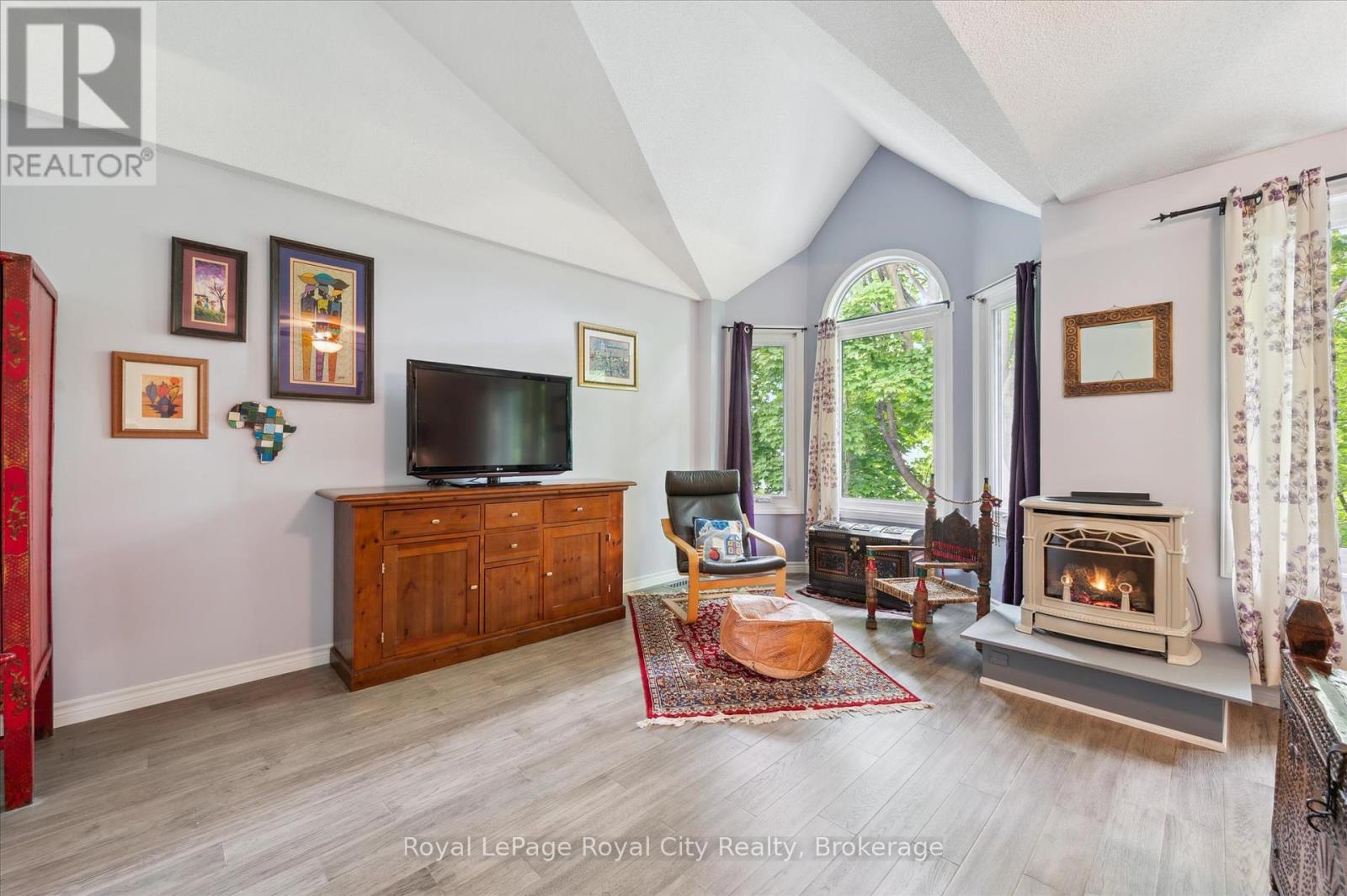 21 Marilyn Drive, Guelph, Ontario  N1H 1G9 - Photo 26 - X12181354