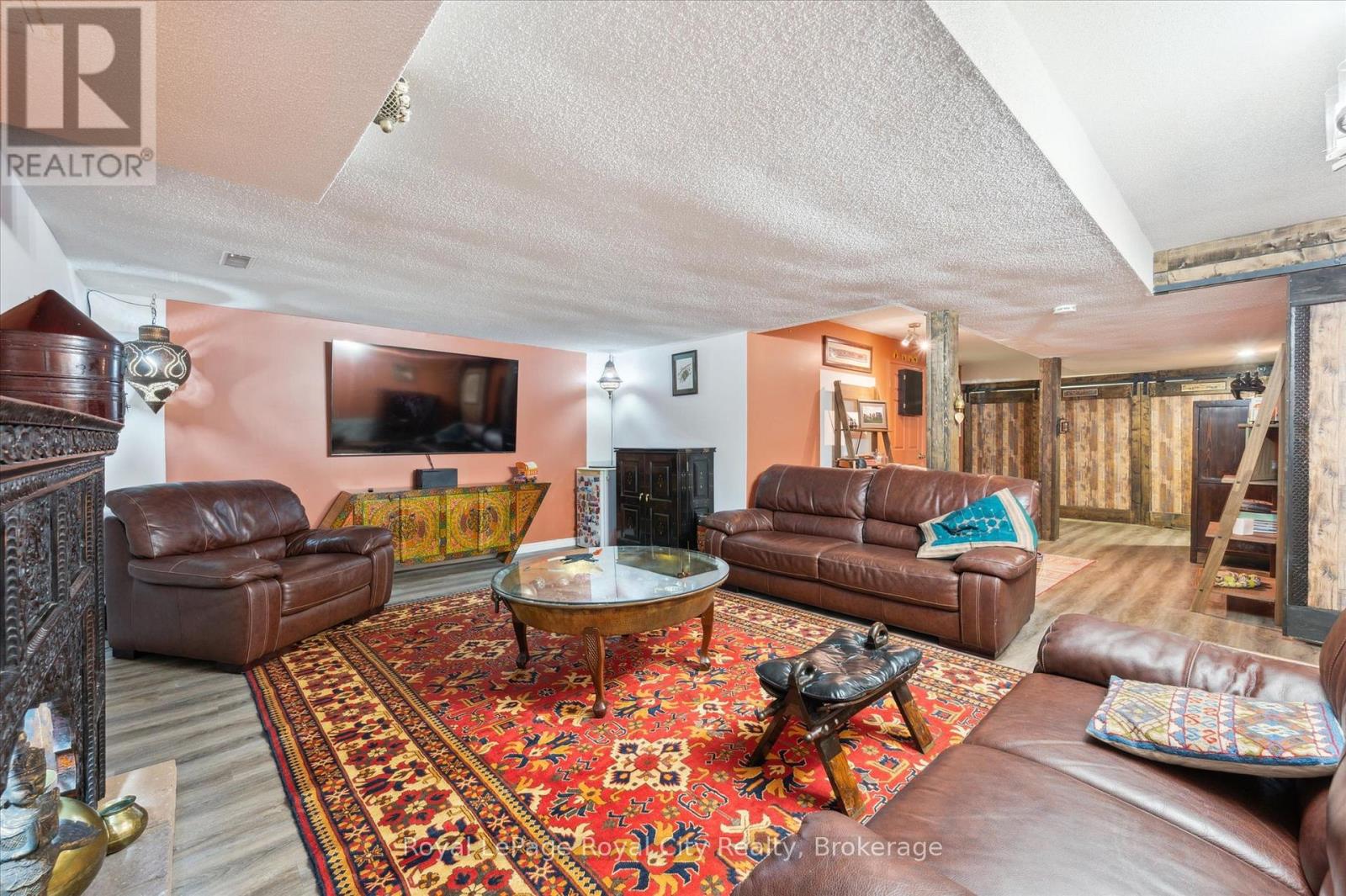 21 Marilyn Drive, Guelph, Ontario  N1H 1G9 - Photo 33 - X12181354