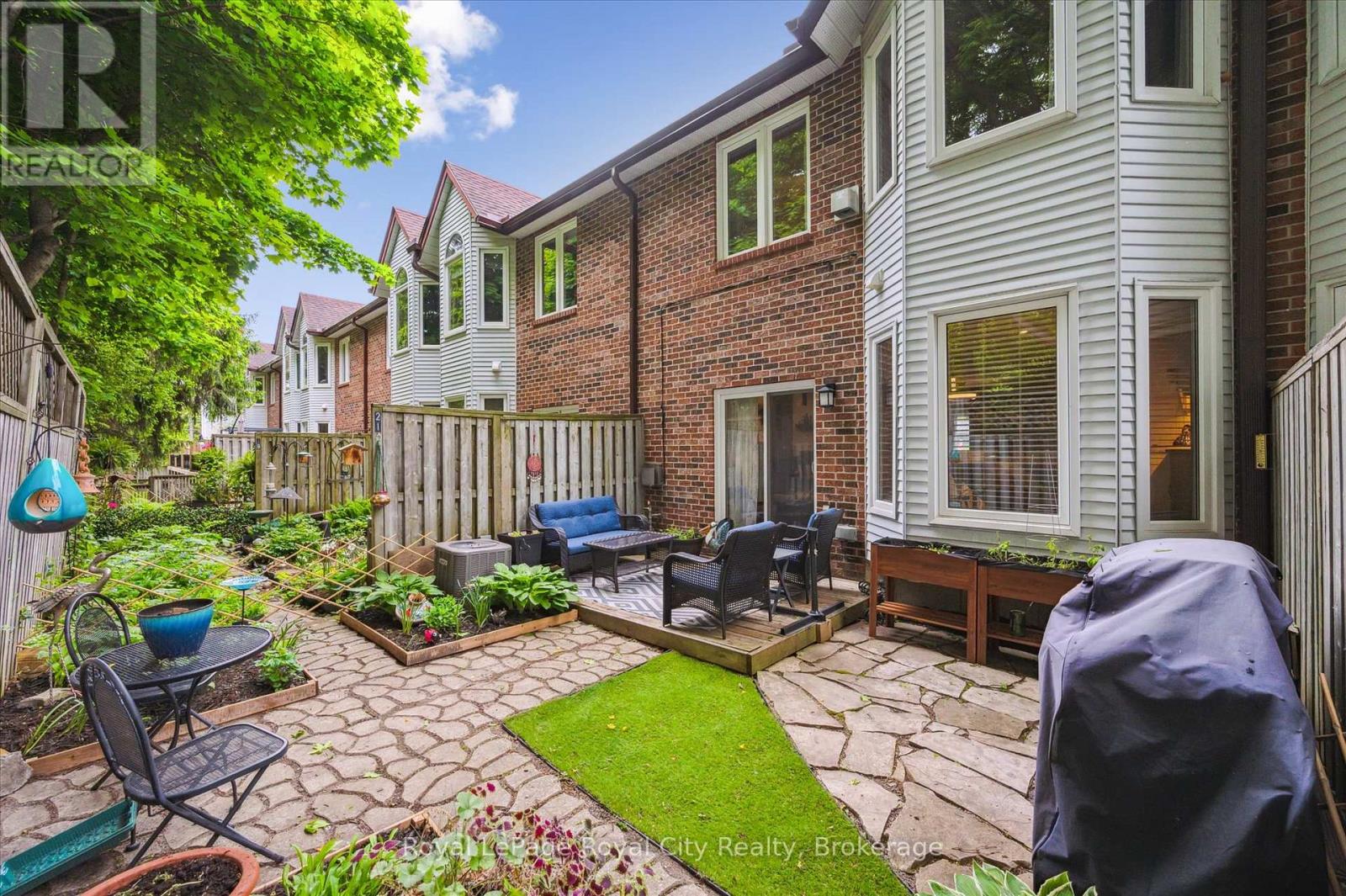 21 Marilyn Drive, Guelph, Ontario  N1H 1G9 - Photo 39 - X12181354