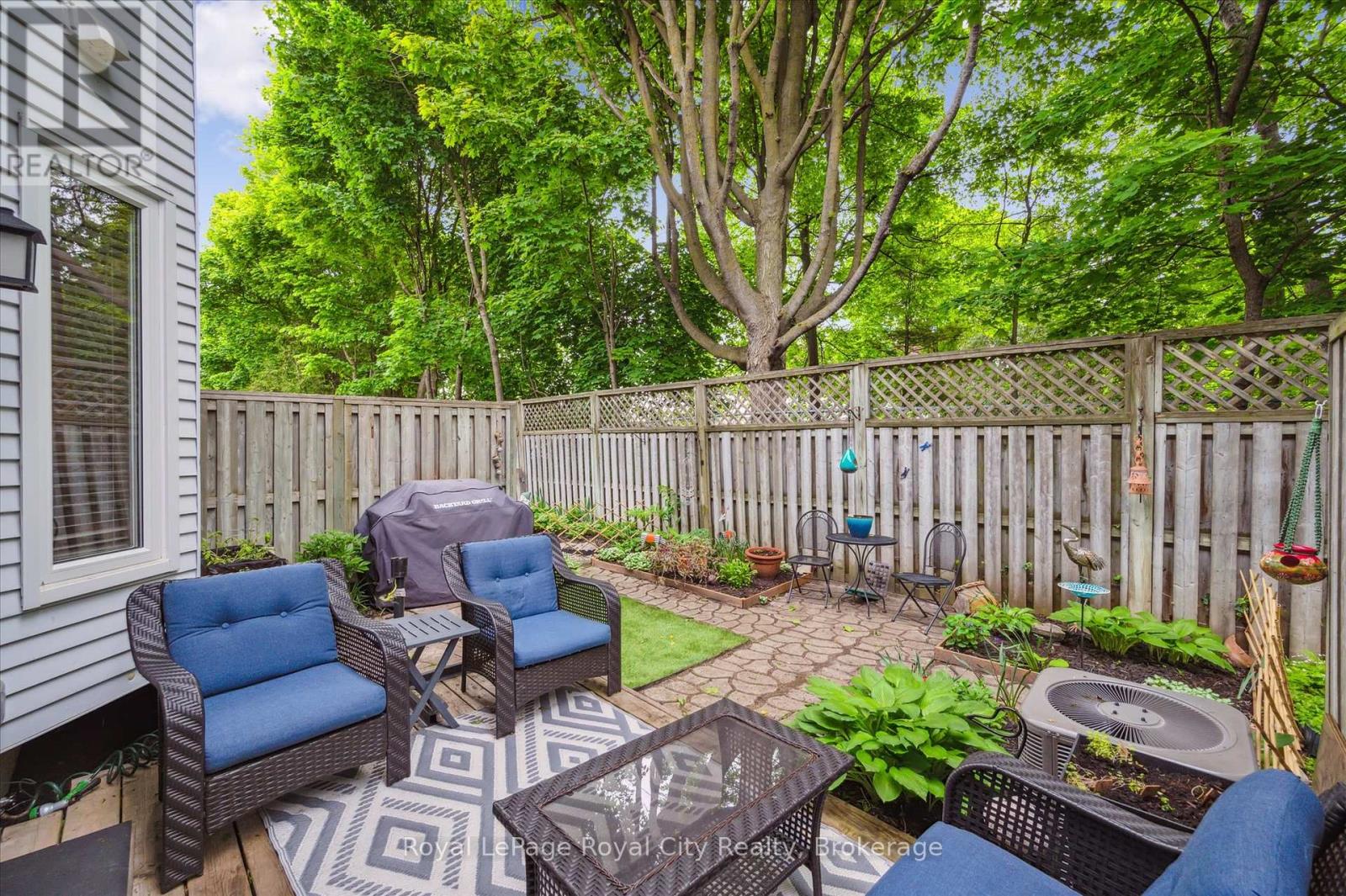 21 Marilyn Drive, Guelph, Ontario  N1H 1G9 - Photo 41 - X12181354