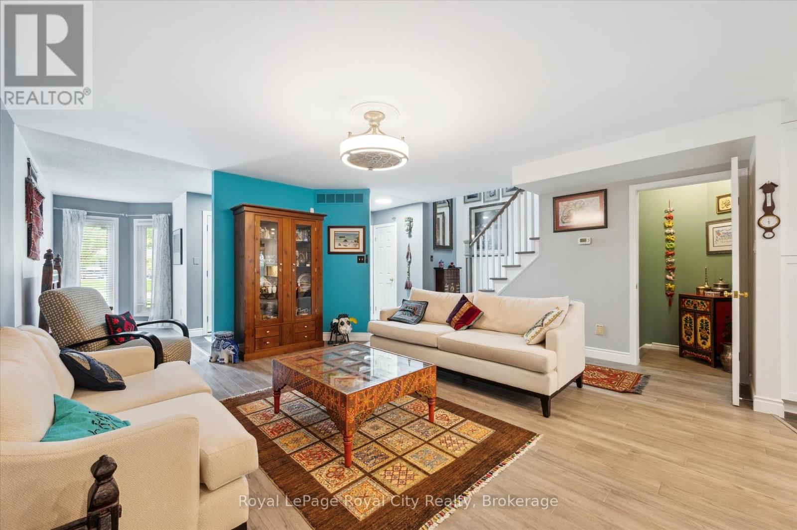21 Marilyn Drive, Guelph, Ontario  N1H 1G9 - Photo 9 - X12181354