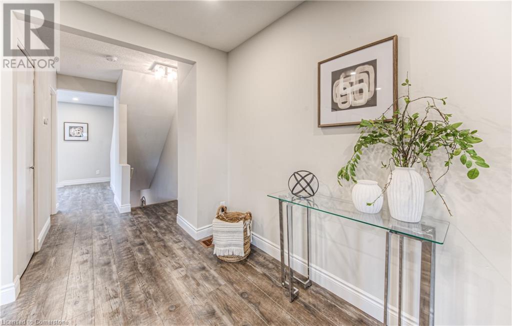 425 Keats Way Unit# 4, Waterloo, Ontario  N2L 5S7 - Photo 24 - 40734078