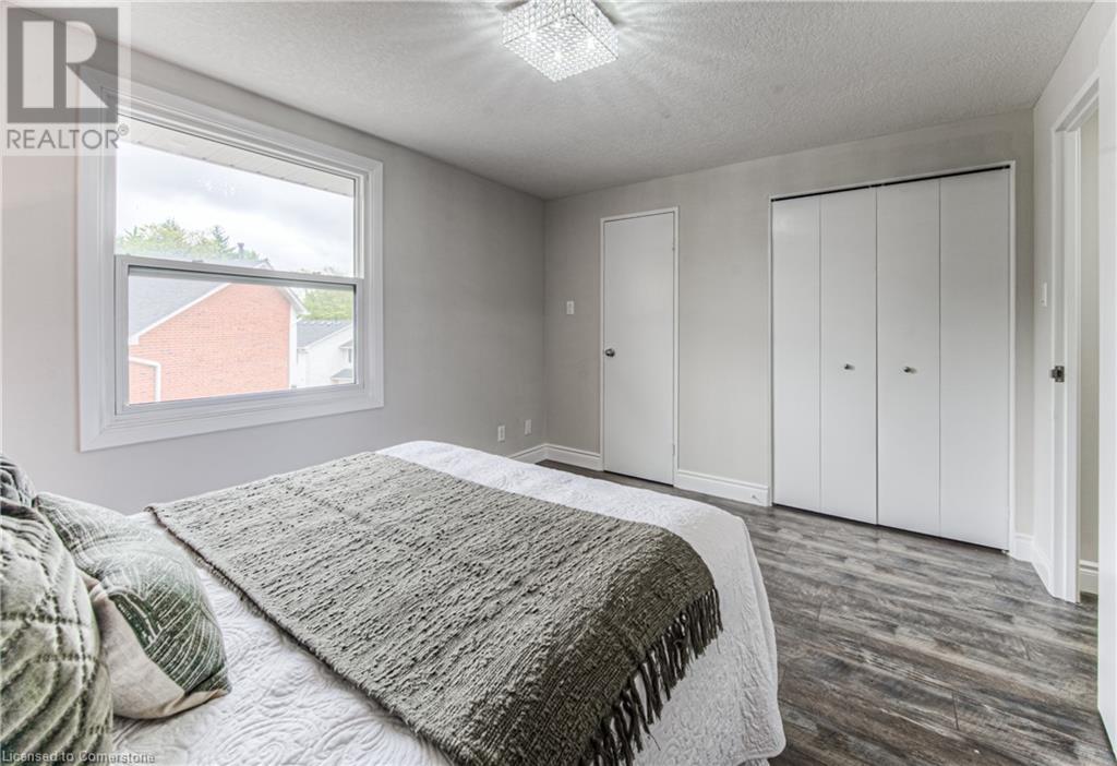 425 Keats Way Unit# 4, Waterloo, Ontario  N2L 5S7 - Photo 27 - 40734078