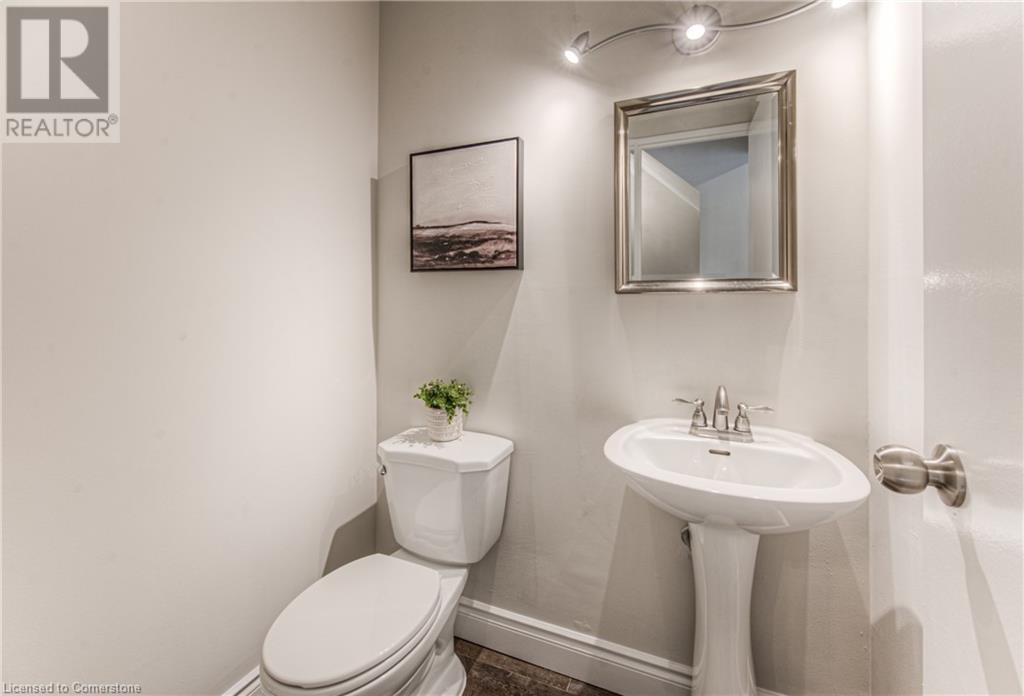 425 Keats Way Unit# 4, Waterloo, Ontario  N2L 5S7 - Photo 33 - 40734078