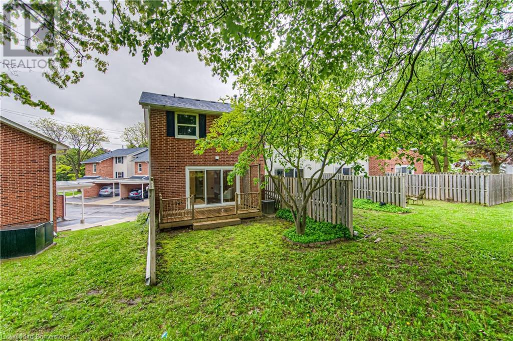 425 Keats Way Unit# 4, Waterloo, Ontario  N2L 5S7 - Photo 36 - 40734078