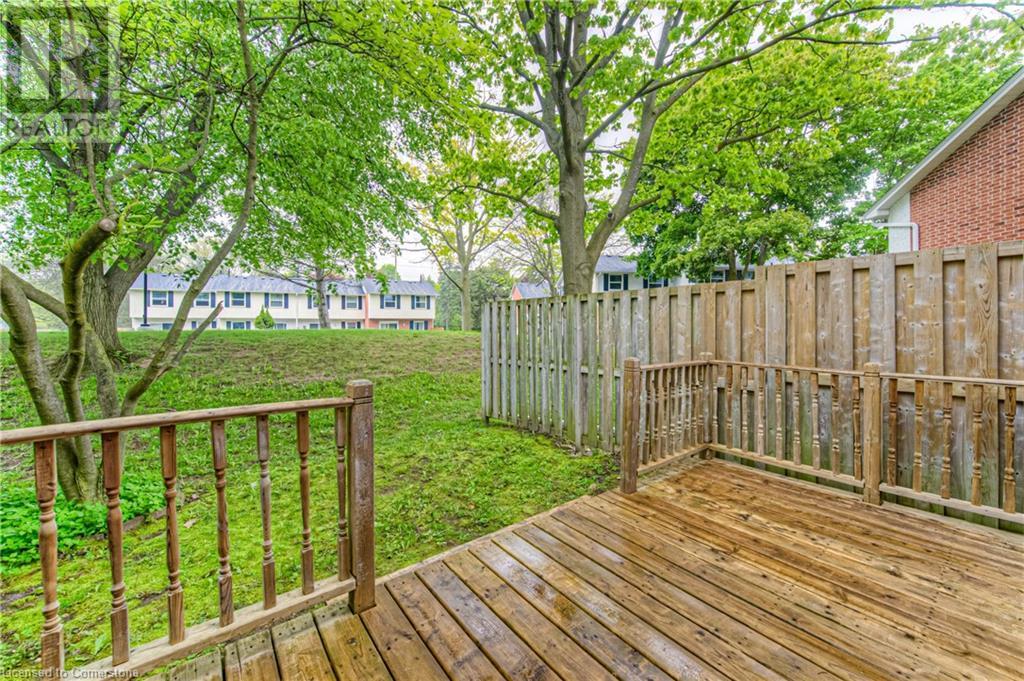 425 Keats Way Unit# 4, Waterloo, Ontario  N2L 5S7 - Photo 40 - 40734078