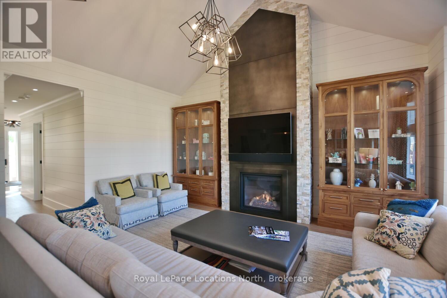 902 - 277 Jozo Weider Boulevard, Blue Mountains, Ontario  L9Y 1V0 - Photo 15 - X12181540