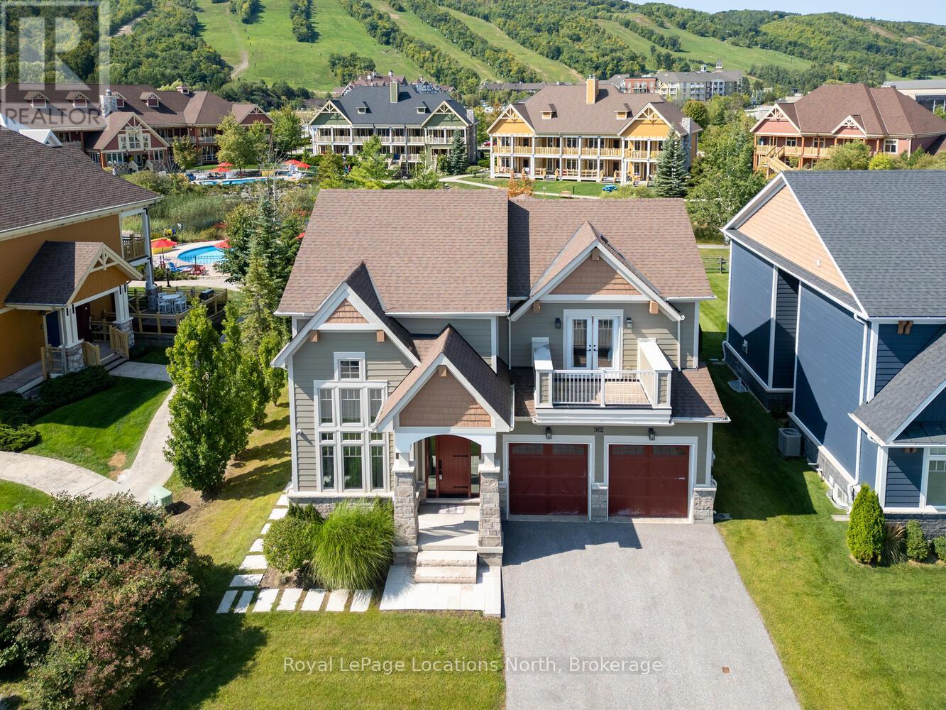 902 - 277 Jozo Weider Boulevard, Blue Mountains, Ontario  L9Y 1V0 - Photo 2 - X12181540