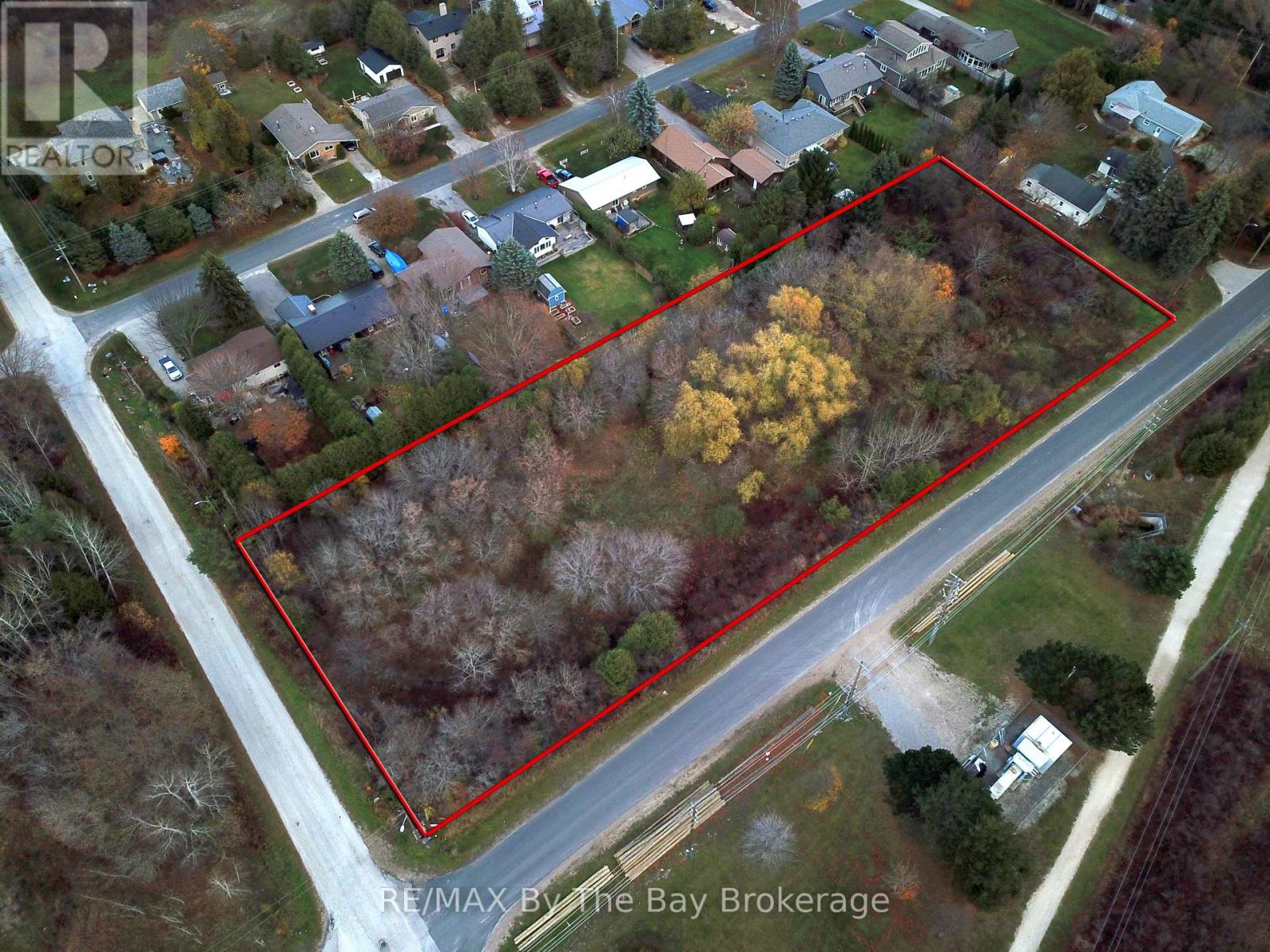 41 Lansdowne Street N, Blue Mountains, Ontario  N0H 2P0 - Photo 2 - X12181626
