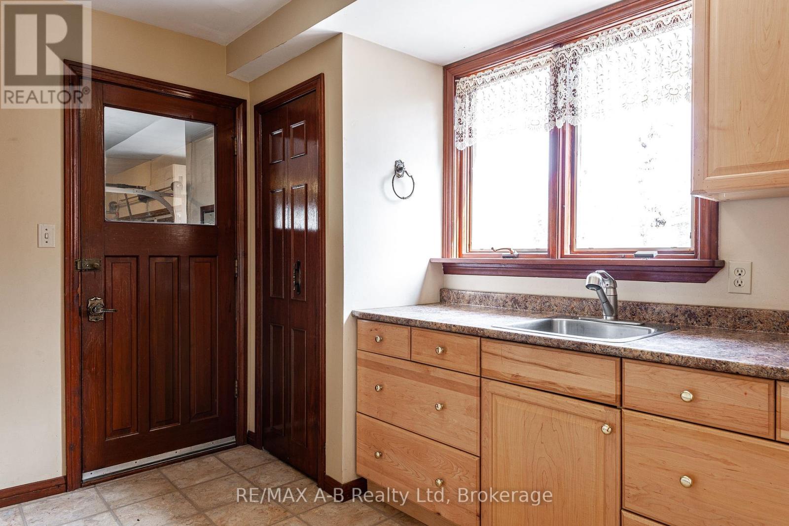 882984 Rd 88, Zorra, Ontario  N0M 2M0 - Photo 6 - X12181638