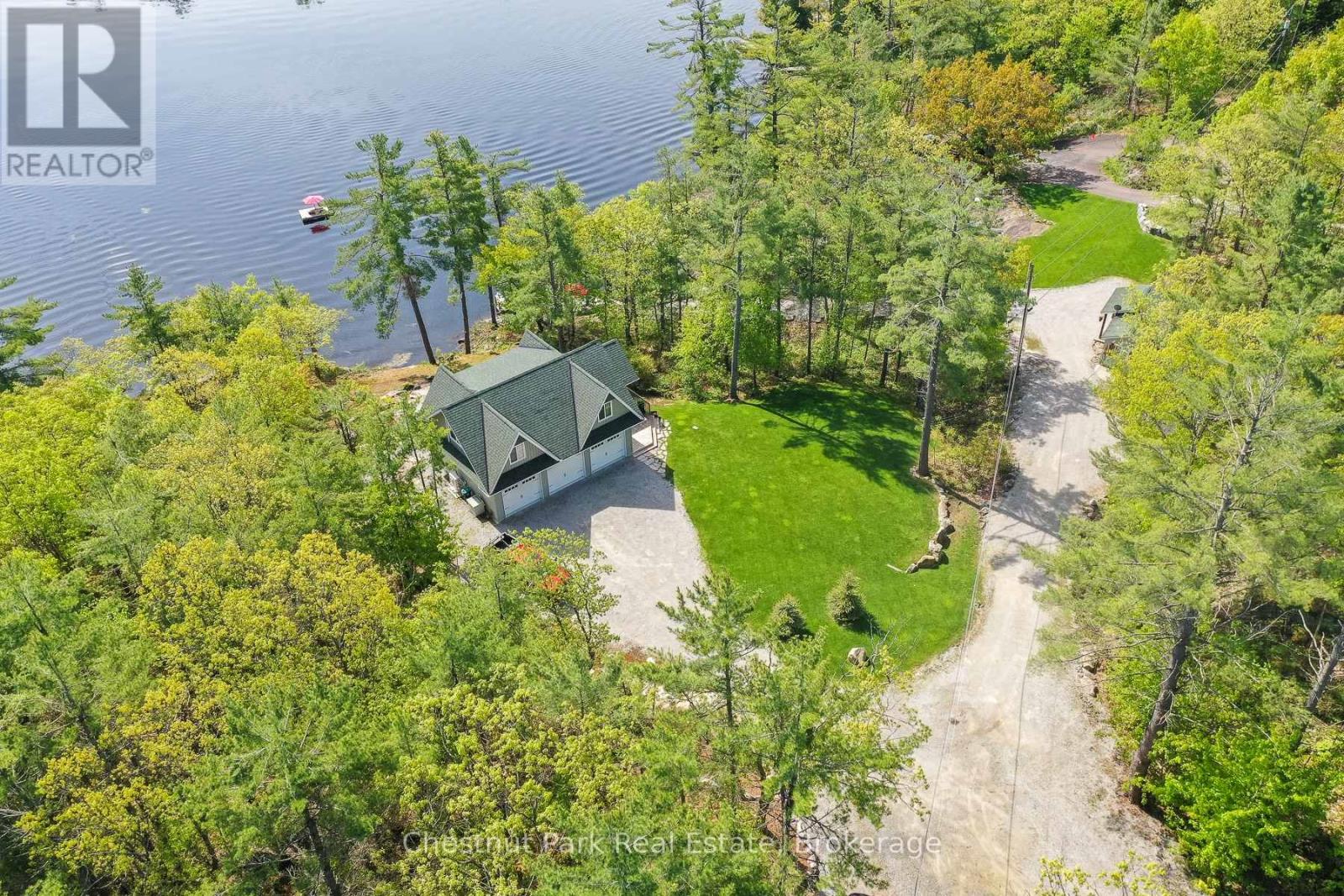 4458 Riverview Drive, Severn, Ontario  P0E 1G0 - Photo 36 - S12181717