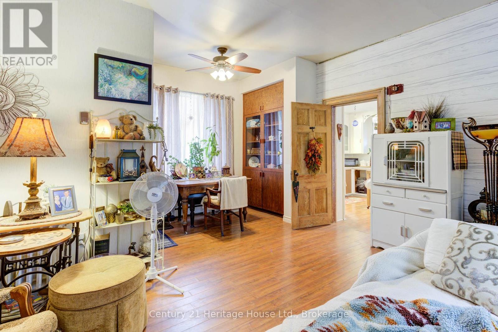 397 Lambton Street, West Grey, Ontario  N0G 1R0 - Photo 18 - X12181726