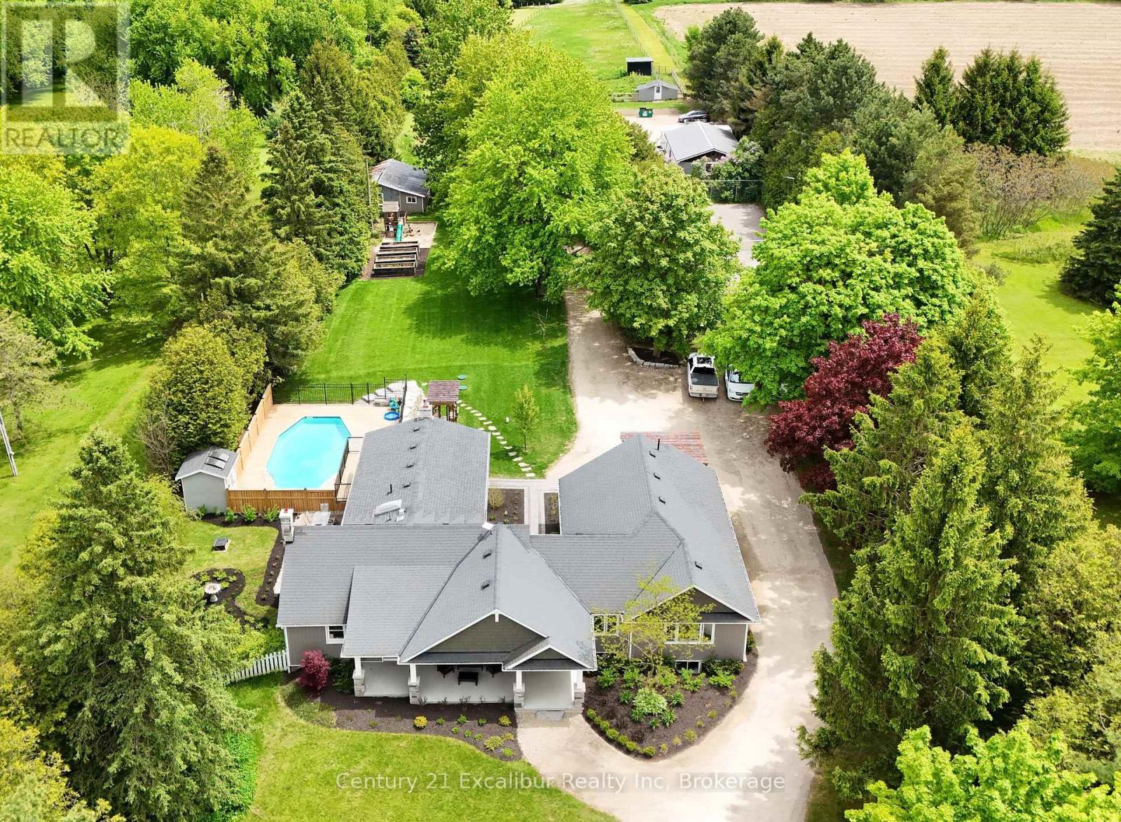8043 Eramosa Garafraxa Tl, Centre Wellington, Ontario  N1M 2W5 - Photo 2 - X12181790