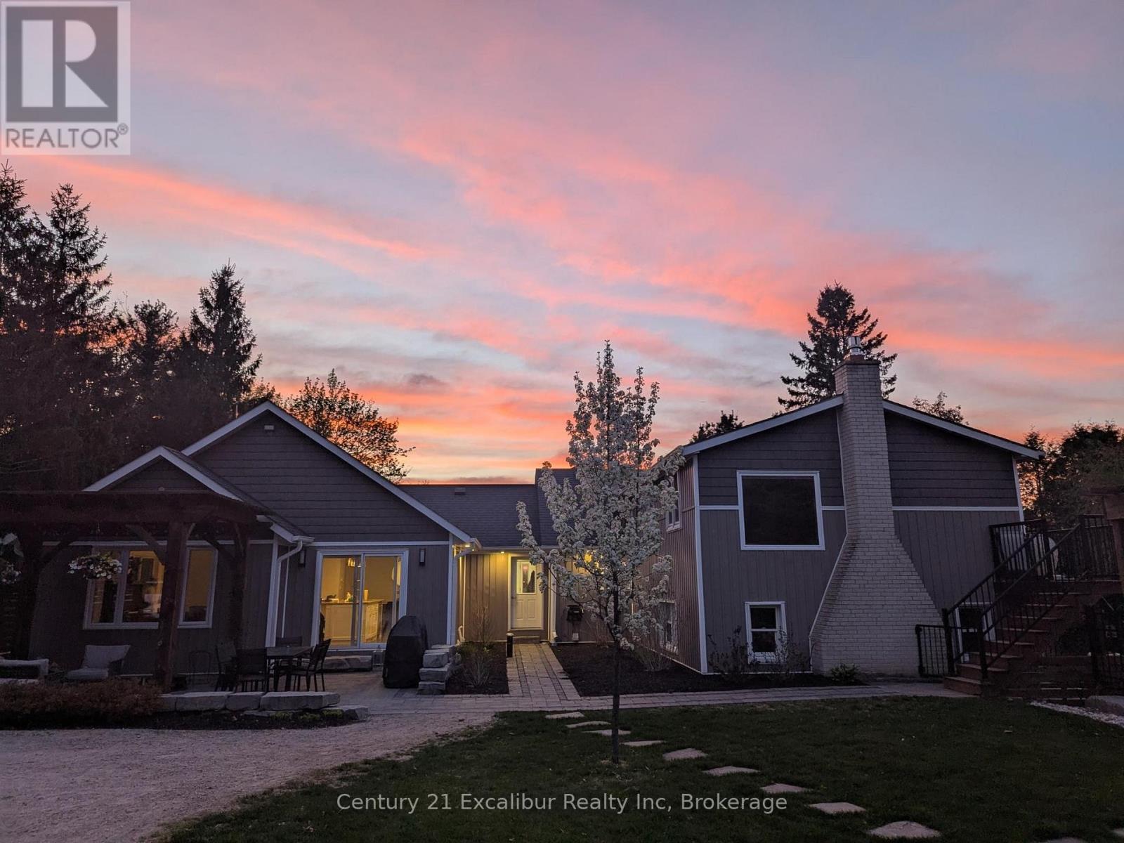8043 Eramosa Garafraxa Tl, Centre Wellington, Ontario  N1M 2W5 - Photo 31 - X12181790