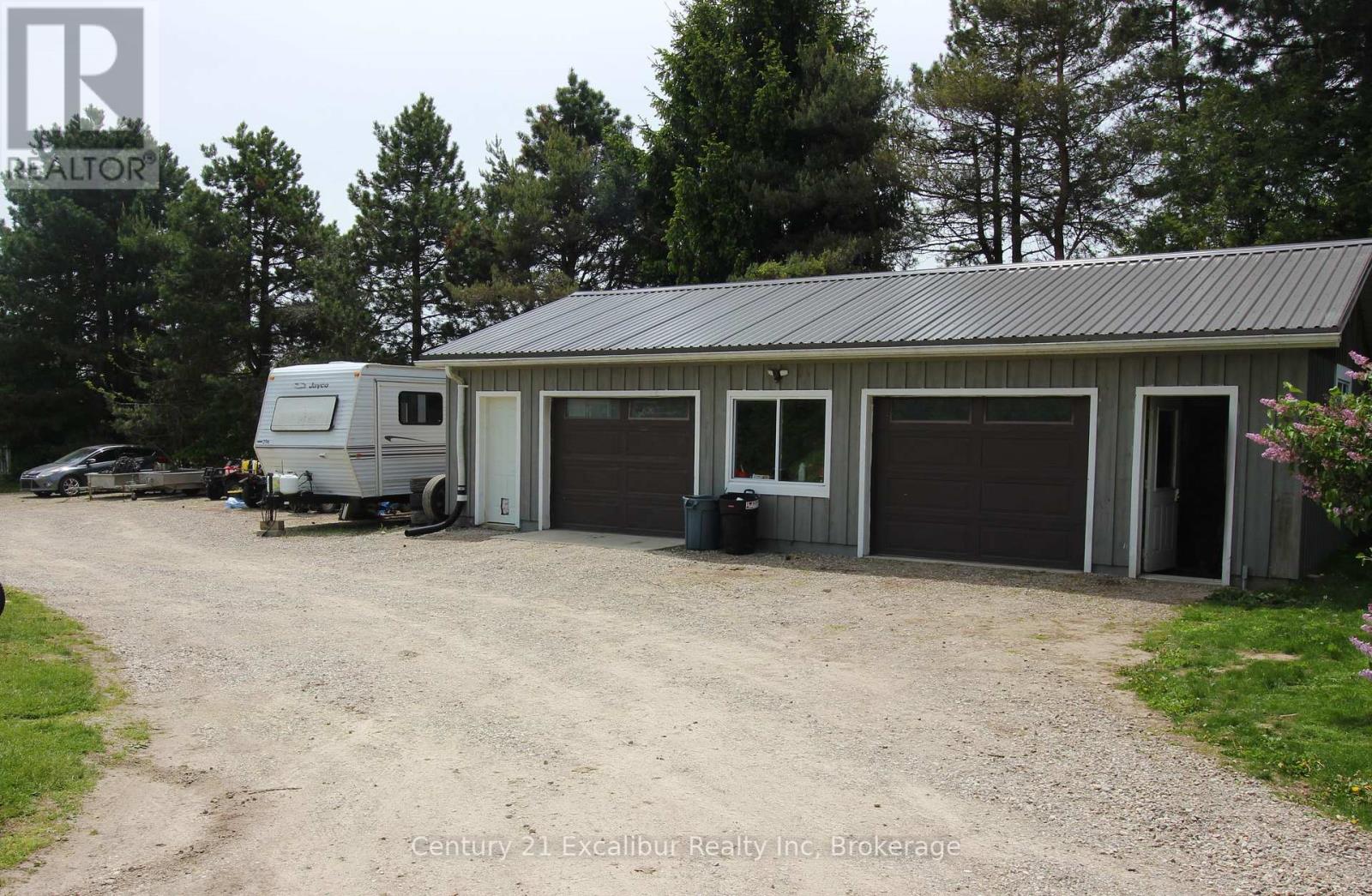 8043 Eramosa Garafraxa Tl, Centre Wellington, Ontario  N1M 2W5 - Photo 38 - X12181790