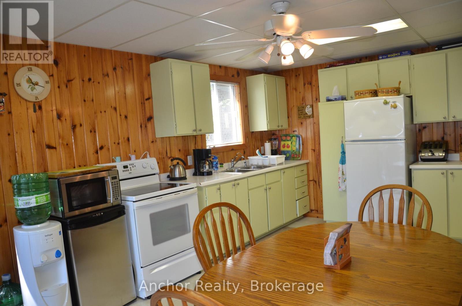 10167 Little Hawk-West Sho, Algonquin Highlands, Ontario  K0M 1S0 - Photo 12 - X12181812