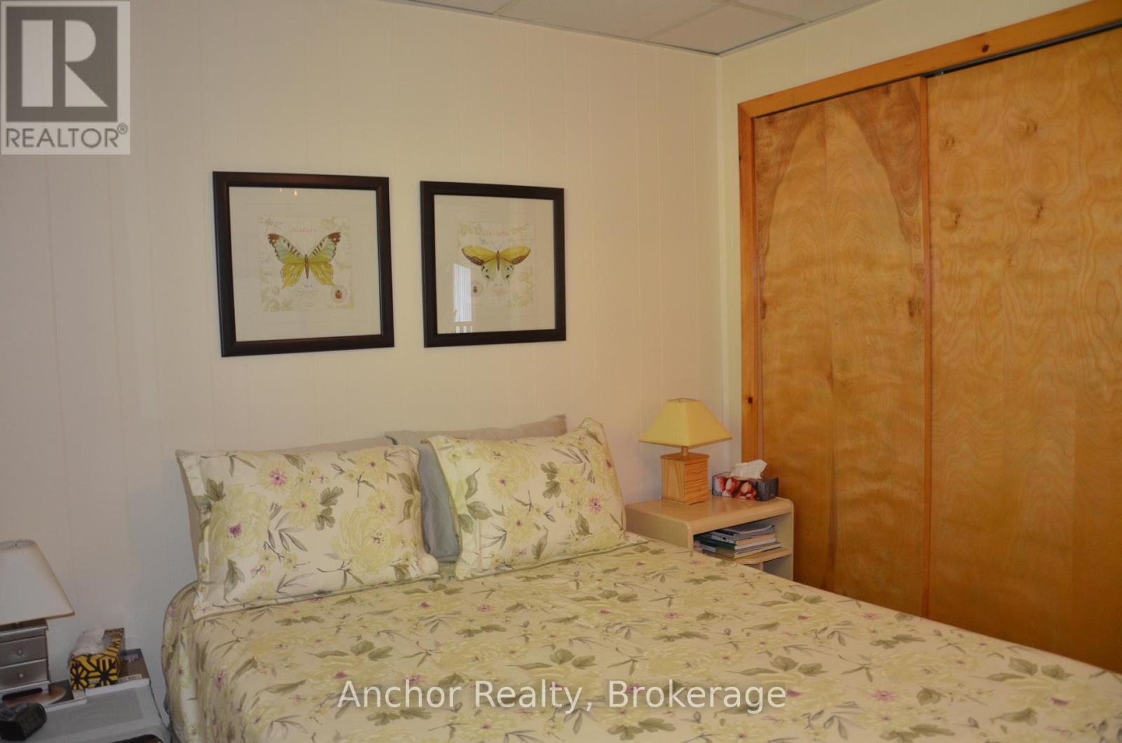 10167 Little Hawk-West Sho, Algonquin Highlands, Ontario  K0M 1S0 - Photo 24 - X12181812